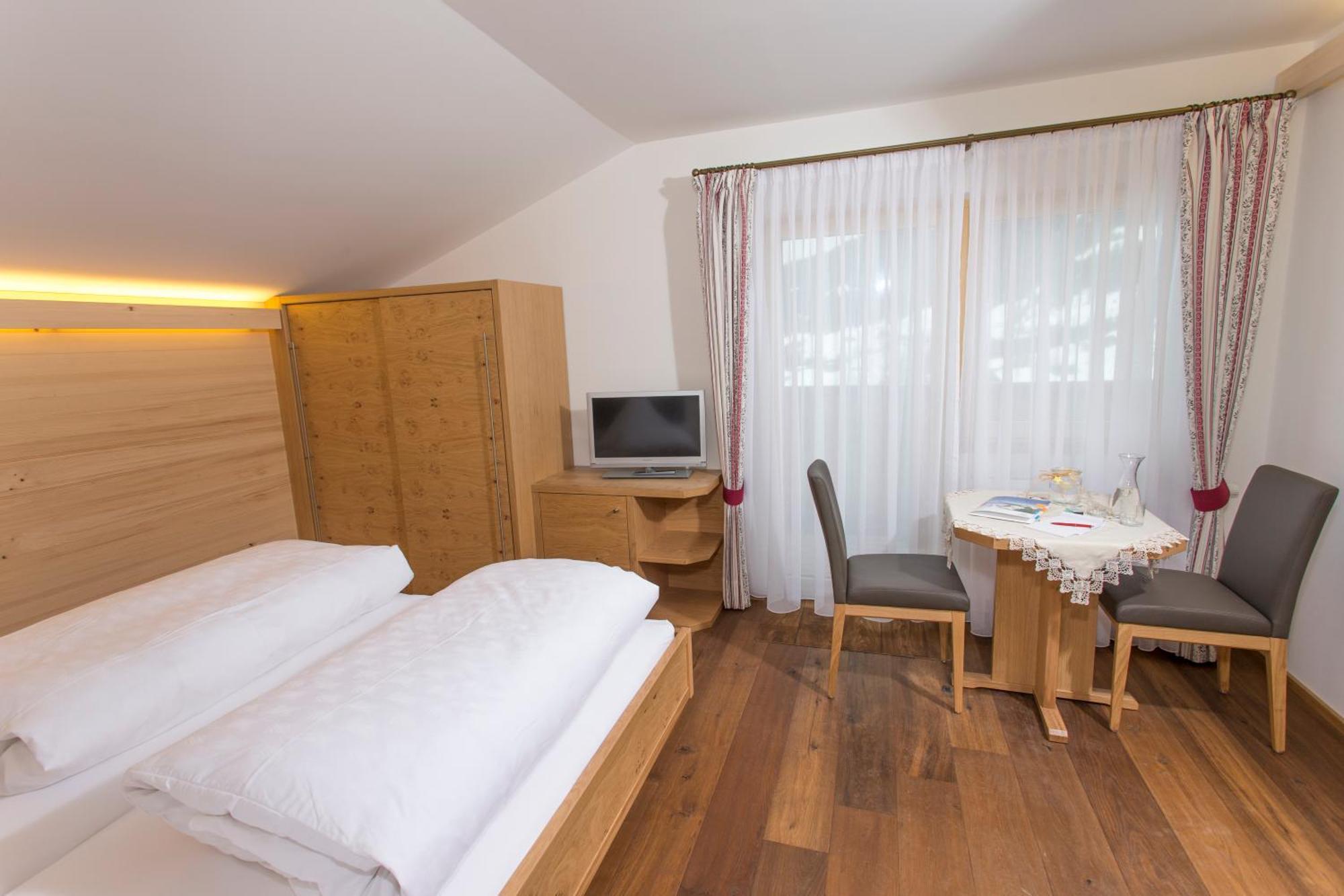 Gaestehaus Mathies Mittelberg Habitación foto